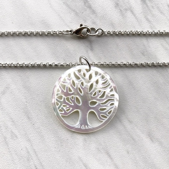 Genuine mother of pearl tree of life necklace - Picture 2 of 8